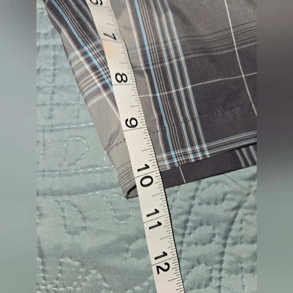 Ben Hogan Performance Men's 34 Plaid Golf Shorts - Gray and Tan